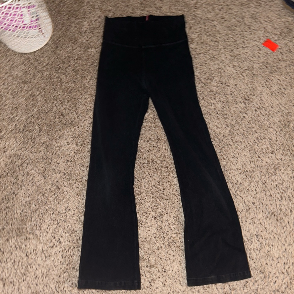 Hard Tail Yoga Leggings - EUC - Size Medium